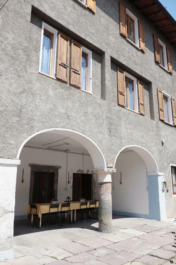 Appartamento Al Ponte Marone Exterior foto